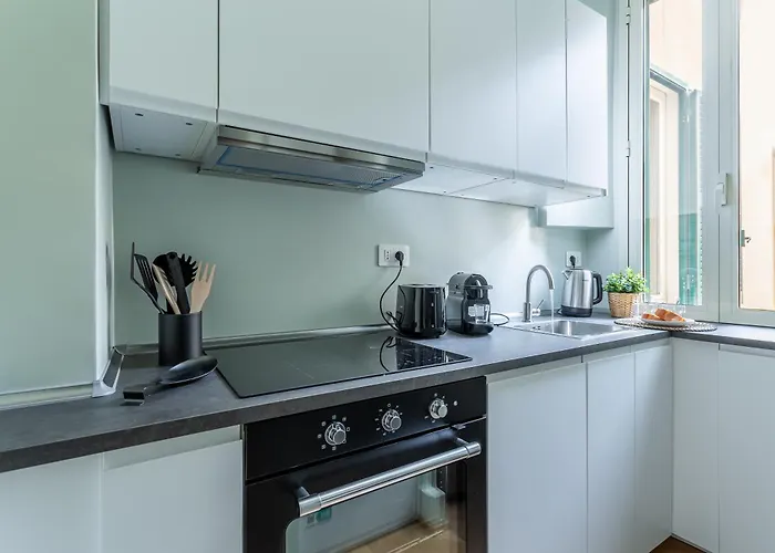 Iflat Modern Boutique Colosseum Apartment