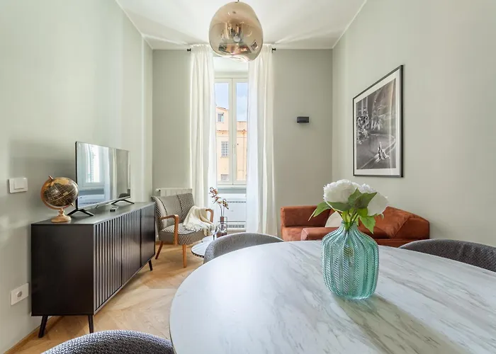 Iflat Modern Boutique Colosseum Apartment *
